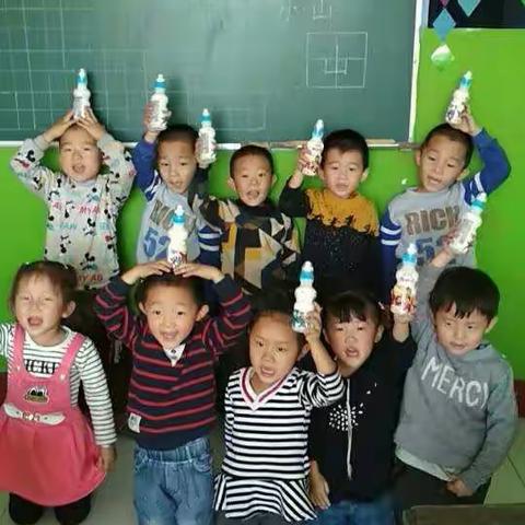 梦想艺术幼儿园大班的宝贝们