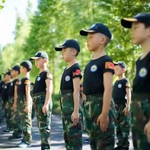 龙陵宝泉旅行社2022潞江坝铁拳少年军校夏令营第三期开始报名啦