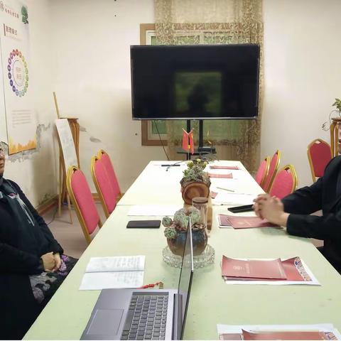 华商国医堂集团调研四川省简阳失智老人村