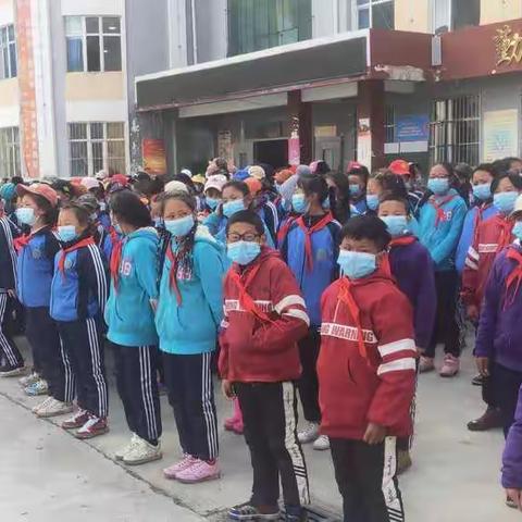 称多县文乐中心寄校“清扫校园”卫生大扫除活动