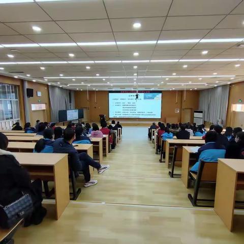 我们是勇敢追光的人，终会光芒万丈