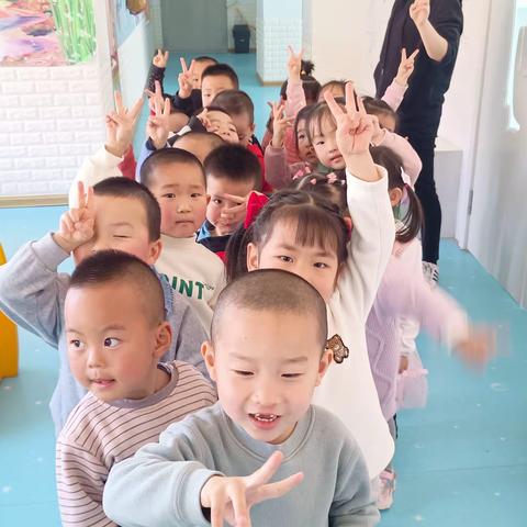 《球球大作战》