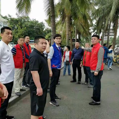 市纪委市监委志愿者情暖滞留旅客