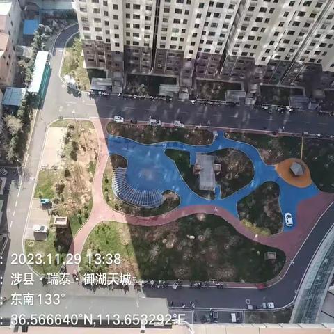 针对当下御湖天城小区物业公司在个别楼栋催收物业费的情况，特作以下说明：