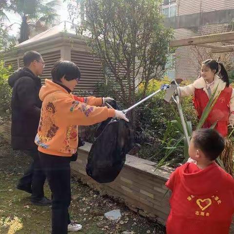 共同缔造美好社区，有我“锋”行少年郎