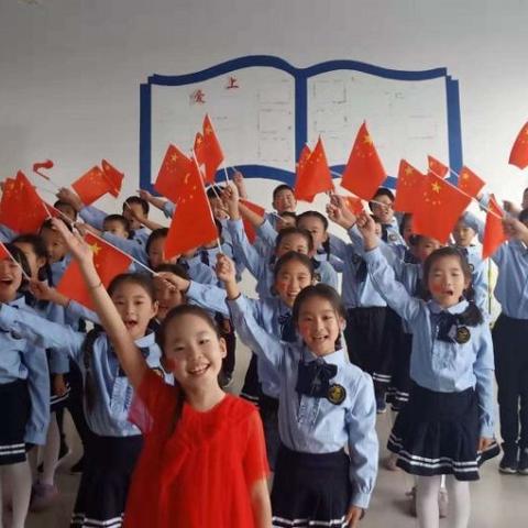 “家校和谐，共助学生成长”——2017级10班家访活动进行时