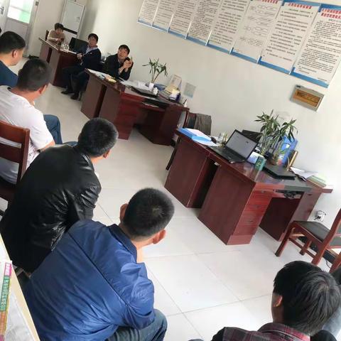 沙河畜牧兽医站召开《全市推行鲜鸡蛋“双证制”管理工作的实施方案》会议