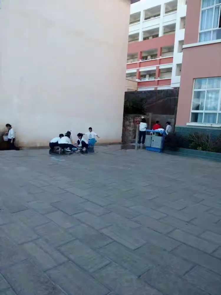 我美丽的校园(弥城中学)