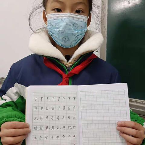 【三快书法】12月1日荷叶塘小学书法社团2班活动剪影