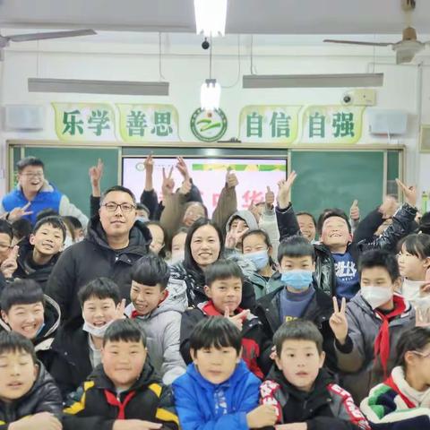 诵经典诗词  润幸福童年——汝阳县第二实验小学“诗书中华”社团风采