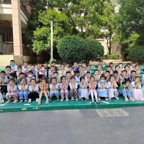 阿奎利亚小学学生暑假快乐生活