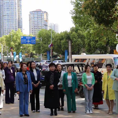 渭南市女企业家协会莅临硒安康乡村振兴精品馆考察指导