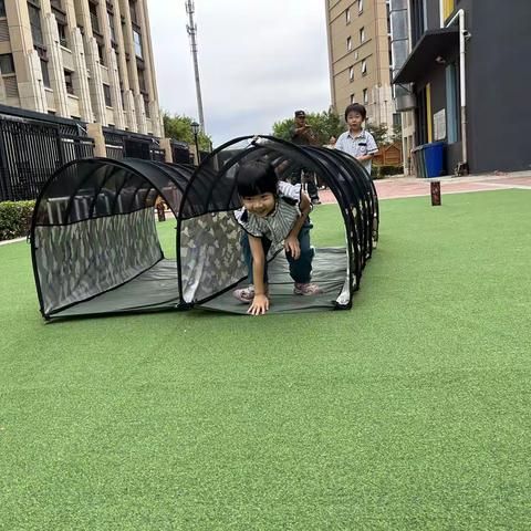 童心向党，勇敢小兵