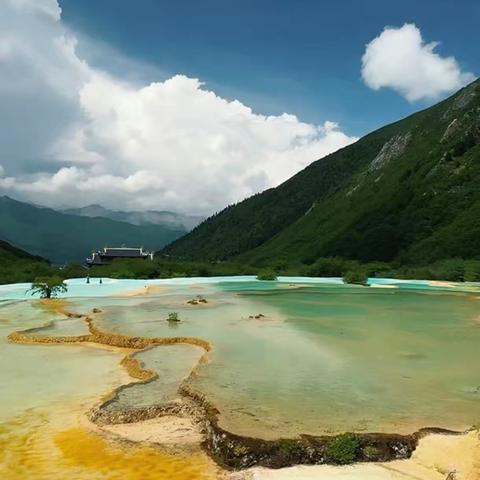 黄龙寻幽：与子同行的山水之旅
