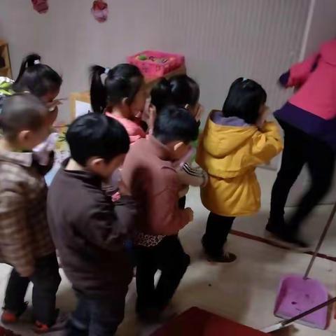 哈佛宝宝幼儿园消防演习