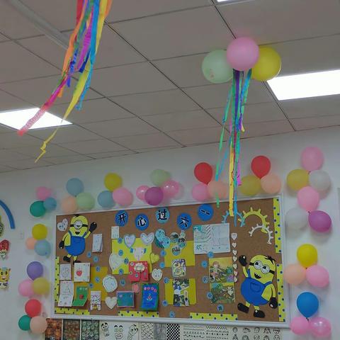 快乐过“六一” 暖暖爱 甜甜心   中二班