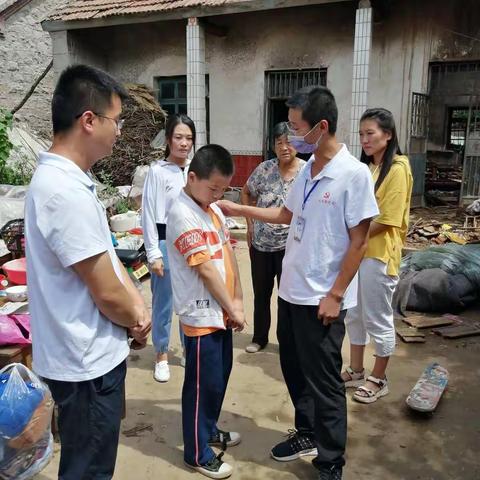 青驼小学党支部：走访慰问受灾学生    殷殷关怀尽显真情
