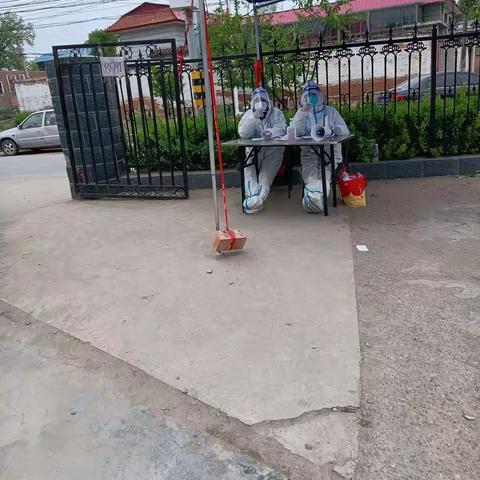 庄头村的抗疫故事这个“五一”假期是个不平凡的假期，首都北京众志成城抗击疫情，来自各行各业的大批，