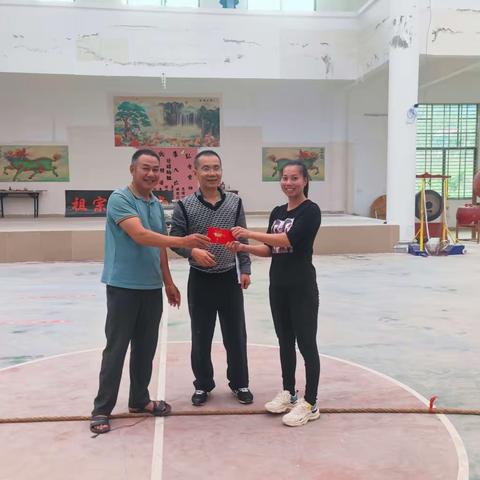 “巾帼心向党 奋进新征程”——毛招村开展庆“三八”妇女节主题活动