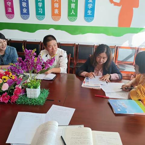 精心备考共交流 集思广益探良策，——语文组高三年级备考教研纪实