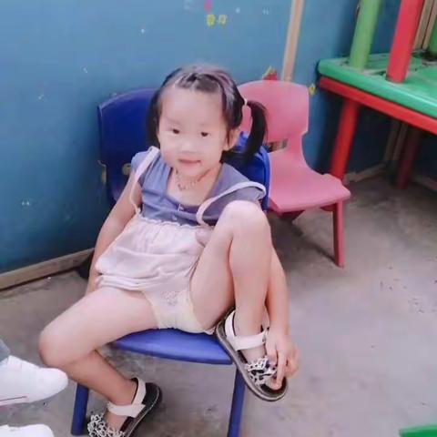 小叮铛幼儿园开学第一天爸爸妈妈看过来哦😄😄😄😄