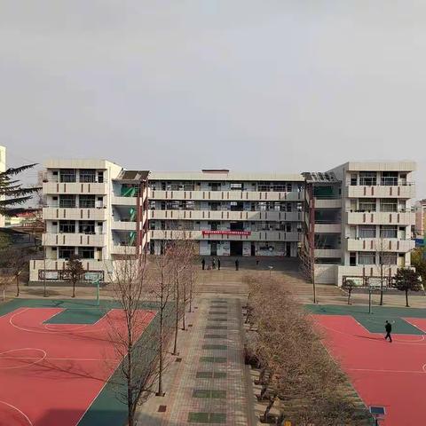 【全环境立德树人】为学生撑起安全之伞——新泰市汶城实验小学举行消防应急疏散演练