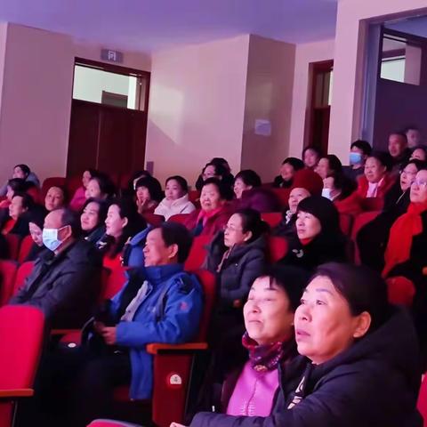 右玉县“文化惠民演出工程”---周末剧场首演成功