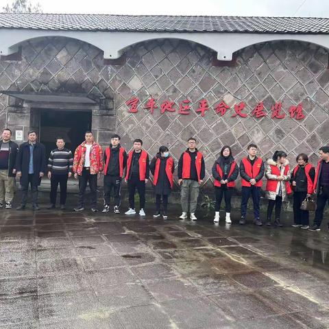 重走红军路，再铸爱国心