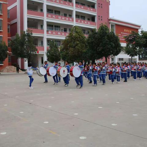 着力打造多彩课间 促进孩子健康成长——记北山小学课间活动摄影