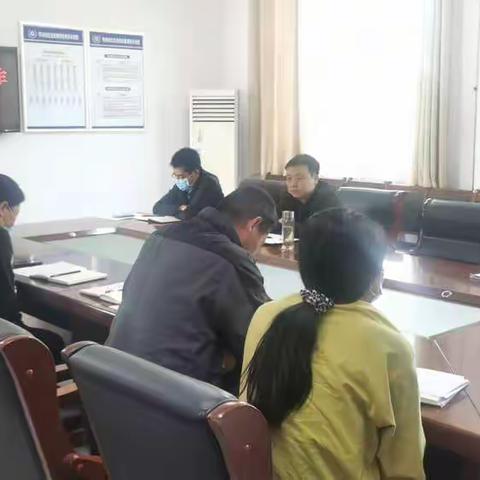 禁毒工作者三笔“绘春天”