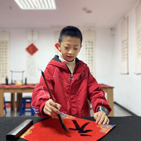 展少年风采，秀缤纷寒假——新营小学本部三年级二班刘丰硕