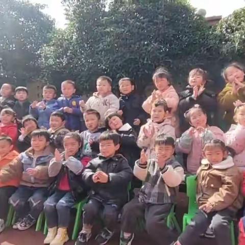 晨光幼儿园中一班快乐的三月！