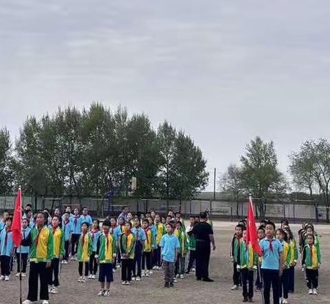 【向上教育】学习二十大 争做好队员——突泉县太平中心小学少先队入队仪式