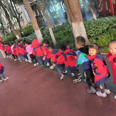 贝贝幼儿园小二班