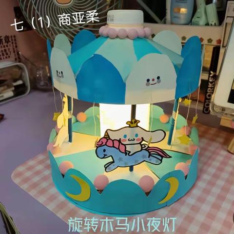 心灵手巧，创意无限——二实中七年级学生手工作品展