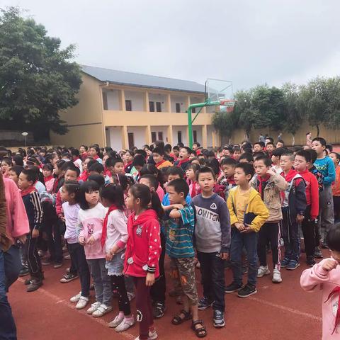 檬子小学。                                                2019年冬季运动会