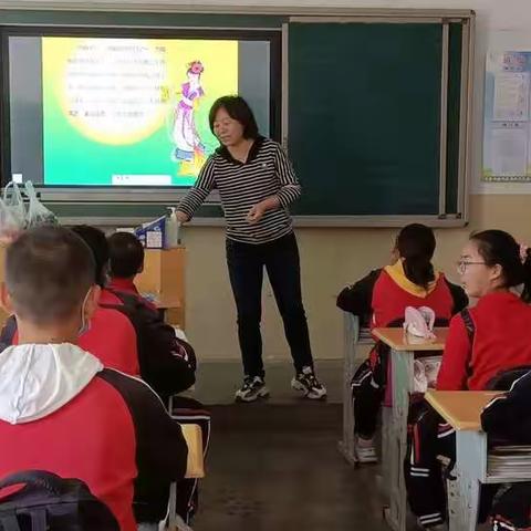 八十八团学校初中部开展中秋节主题班会