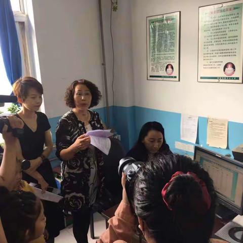 柏家沟镇中心小学举行阳光分班活动