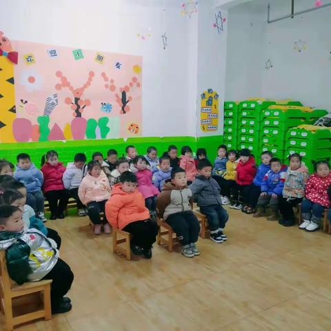 春至花欲开,阳暖燕归来”童之梦幼儿园2023小班开学第一周精彩回顾