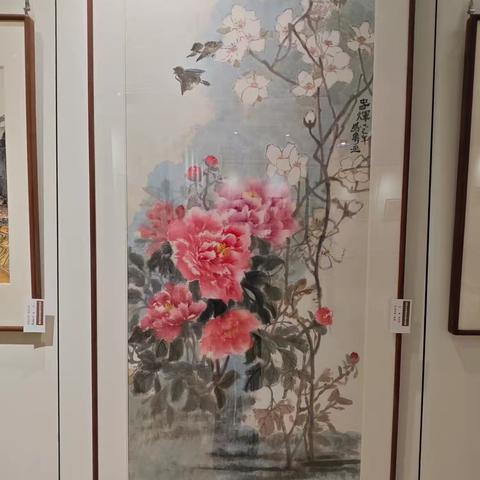 信州区老科协举办“非遗夏布画作品展”活动