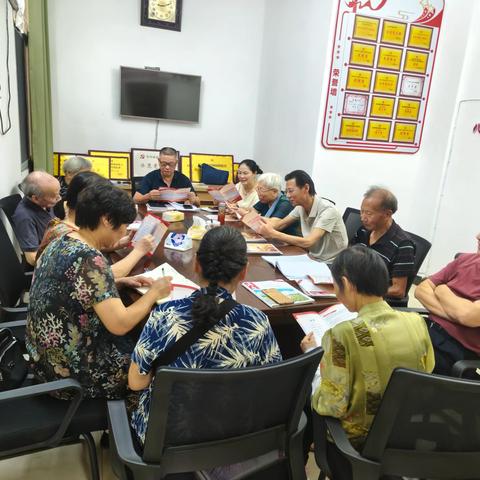 信州区老科协东市街道分会开展“全国科普月”活动座谈会