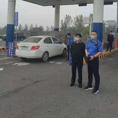 北戴河新区城市管理综合执法局坚守岗位不放松，精细常态管理，为“十一”长假护航