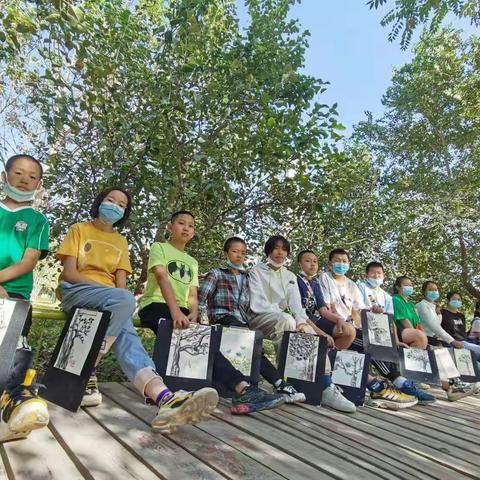 【果果美术】秋日童画柏香园——梨树