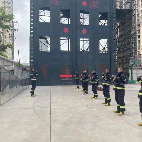 苦练基本功，提升战斗力——商洛市消防救援支队新蓝集训队开展水带操法专项训练