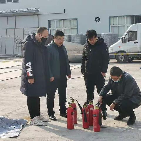 智远街道在三清集团开展联合消防灭火演练