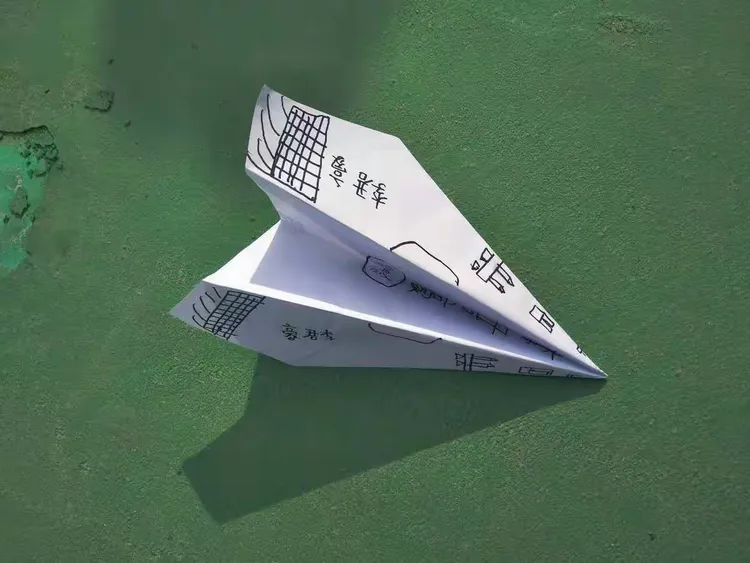 南关分校 纸飞机比赛