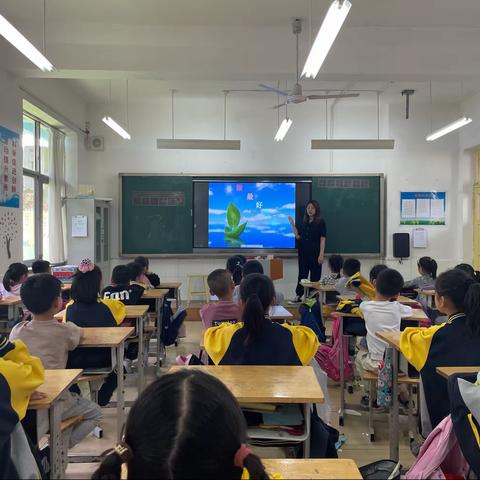 潍城区北门大街小学一年级一班心理健康特色活动——做最好的自己