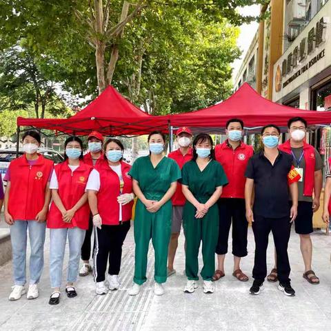 凝心聚力共抗疫，志愿逆行显担当