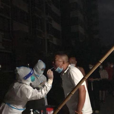 众志成城 共抗疫情