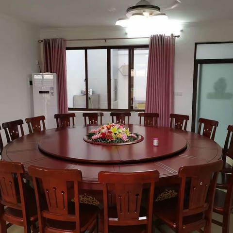 向劳动者致敬！百香酒家再次优惠大酬宾！！